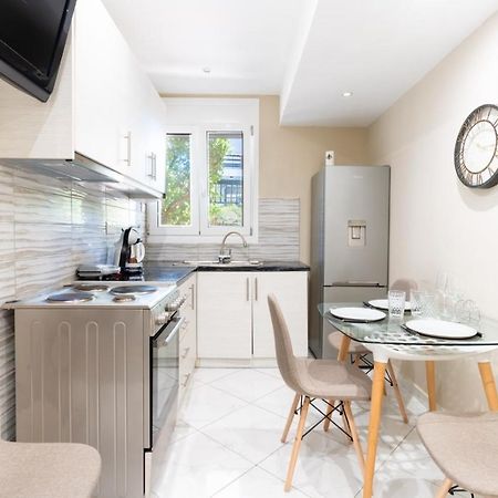 Aiolos Luxury Alimos Kalamaki Market Apartment 3 Near The Sea Atenas Exterior foto